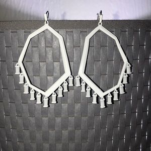 Kendra Scott Thomas Drop earrings in matte